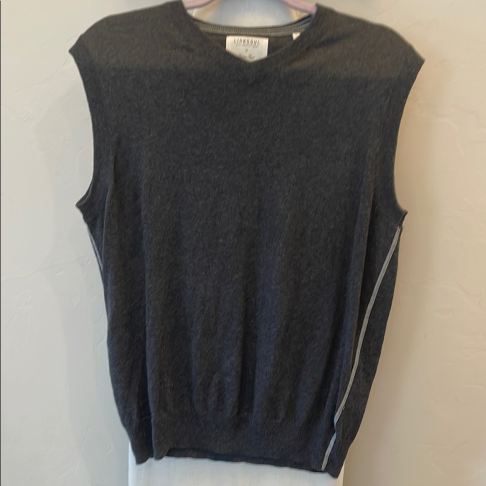 Men's Gray Sleeveless Sweater